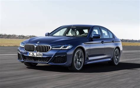 Technology in 2022 BMW 5-Series